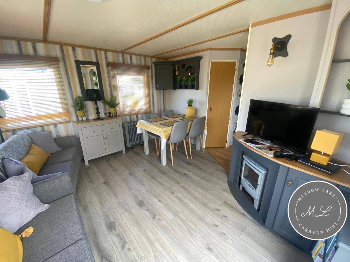 Heron's Mead - & Fishing - Skegness