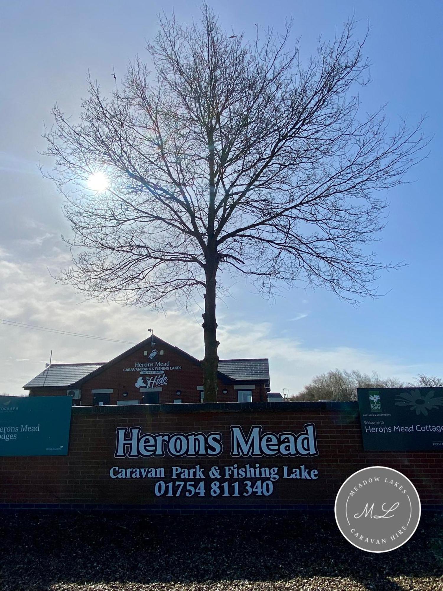 Heron's Mead - & Fishing - Skegness